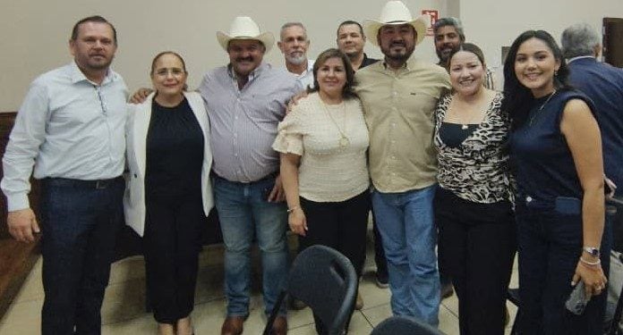 BACANORA PRESENTE EN EL PARLAMENTO ABIERTO CONVOCADO POR EL H. CONGRESO DEL ESTADO